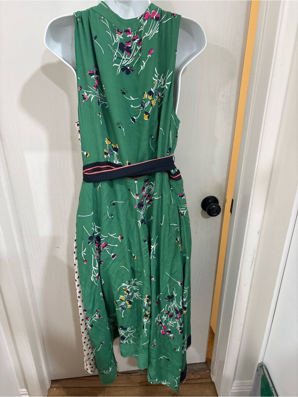 Maeve Anthropologie bohemian Green & Cream Floral Wrap Dress with Polka Dot Pane - Picture 7 of 8